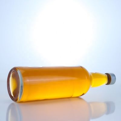 SCREW CAP Customized Logo 500ml 700ml Clear Flint Tequila Whisky Vodka Glass Bottle
