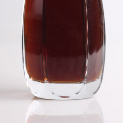 Transparent 750ml Flint Glass Empty Liquor Rum Gin Spirits Vodka Tequila Bottles with Cork
