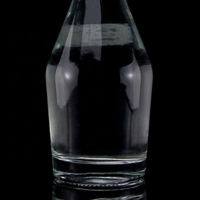 Hot Stamping Customized 700ml 750ml Glass Bottle for Whisky Gin Vodka Rum Liquor