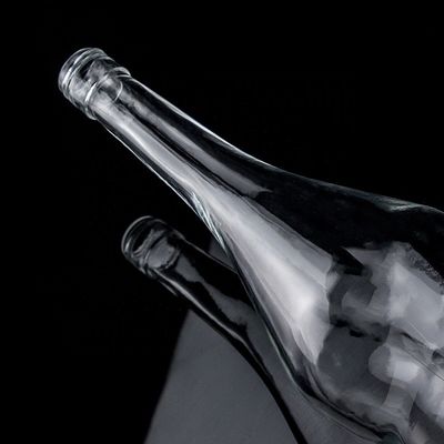 Hot Stamping Customized 700ml 750ml Glass Bottle for Whisky Gin Vodka Rum Liquor