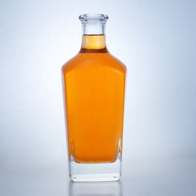 Hot Stamping Surface Handling Clear or Customized Color 750ml Rum Vodka Liquor Glass Bottle