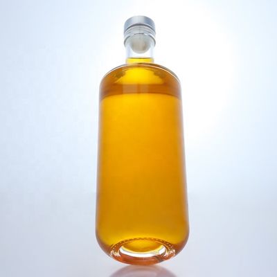 Transparent Glass Spirit Bottle with Cork for Whisky Vodka Tequila Gin Rum 500ml/700ml