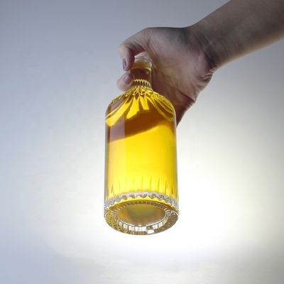 Screw Cap Glass Bottle for Whisky Vodka Champagne Tequila Gin Rum 750ml 1000ml Transparent