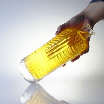 Transparent 750ml Capacity Extra Flint Engraving Glass Bottle With Cork With 500ml Capacity