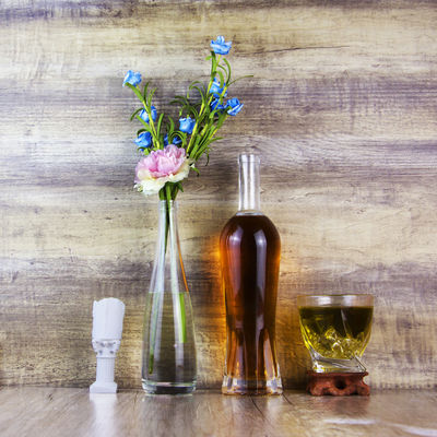 Custom 750ml Glass Bottle Weight Base Material Glass 500ml Glass Liquor Bottle For Whiskey