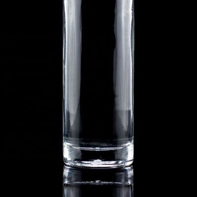 1750ml 1000ml Glass Bottles for Liquor Customized Round Vodka Bottle Versatile Usage