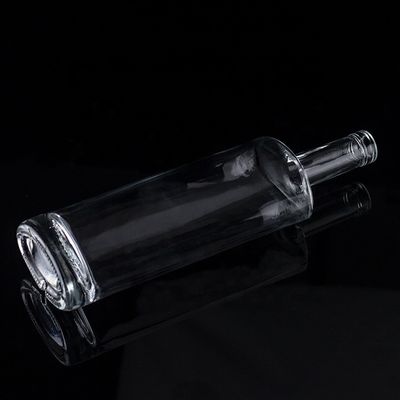 1750ml 1000ml Glass Bottles for Liquor Customized Round Vodka Bottle Versatile Usage