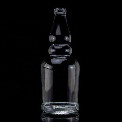 Glass Body Carved Empty Liquor Bottle 500ml 750ml for High Grade Distilled Spirits