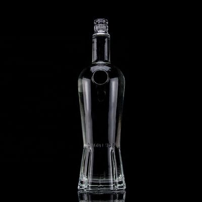 Glass Body Carved Empty Liquor Bottle 500ml 750ml for High Grade Distilled Spirits