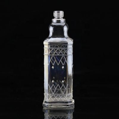 Glass Body Carved Empty Liquor Bottle 500ml 750ml for High Grade Distilled Spirits