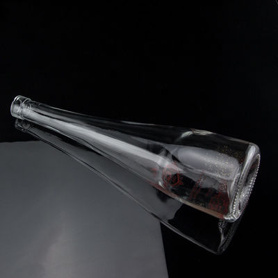 Cone Shape Screen Printing Vodka Whisky Liquor Glass Bottle 750ml with Super Flint Glass