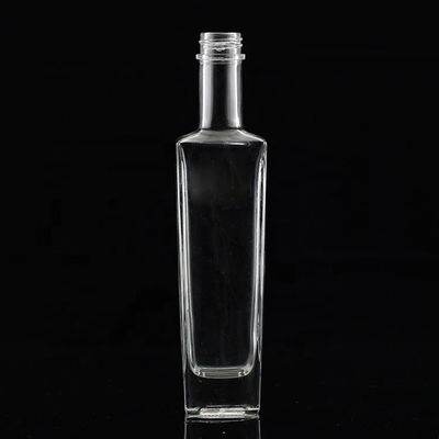 Clear or Customized Glass Bottle 250ml 500ml 700ml 750ml Square Glass Liquor Bottle